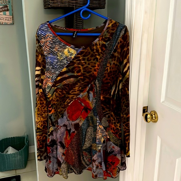 Sacred Threads flowing multi colored southwestern style top. NWOT - Picture 1 of 9